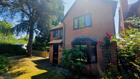 Leamington Road, Long Itchington, CV47