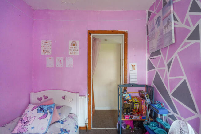 3 bed Semi-Detached for sale Image 10