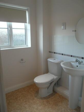 EN- SUITE SHOWER