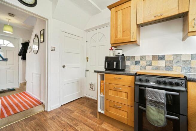 2 bed Semi-Detached for sale Image 7