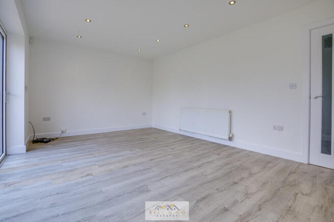 3 bed Detached for sale Image 9