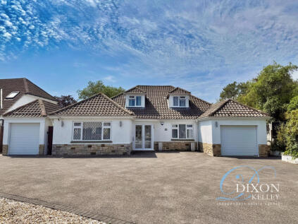 Crescent Walk, West Parley, Ferndown, Dorset, BH22