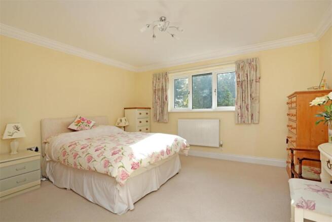 Bouverie House 13672