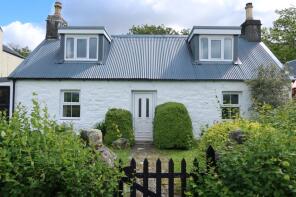 2 Inbhireigh, Francis Street, Dornie - Carndhu - Bundalloch, Kyle IV40 8EJ