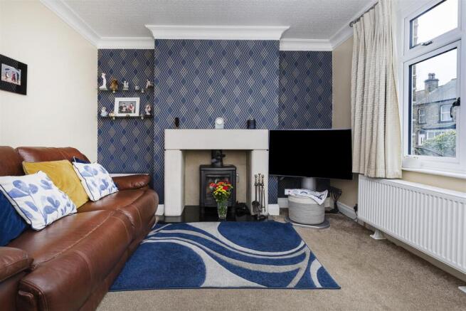 3 bed Semi-Detached for sale Image 9
