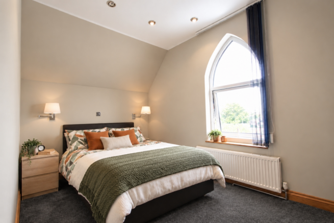 Room 206 Front