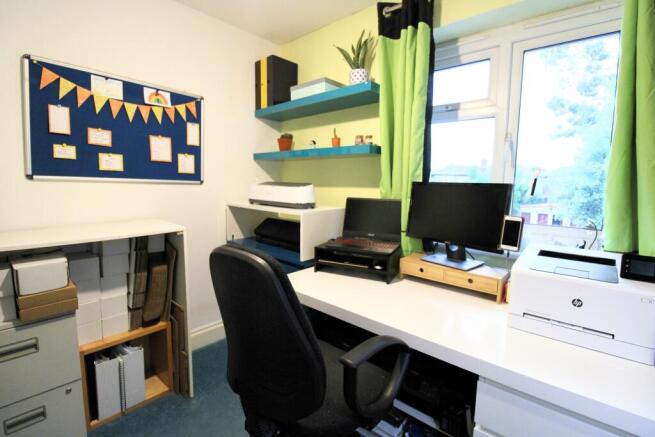 Bed 3/Office