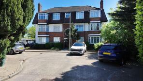 32, Avondale Court, South Woodford, London E18 2RD