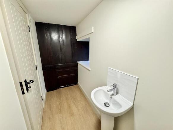 3 bed Semi-Detached to rent Image 7