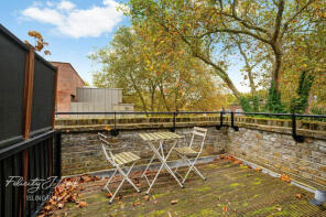 Flat 8, 126, Highbury New Park, London N5 2DR