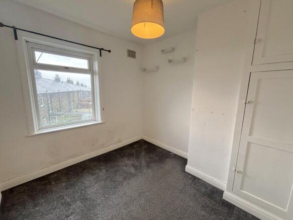 2 bed Terraced for sale Image 7