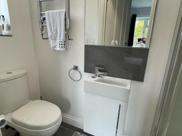 Shower Room.jpg