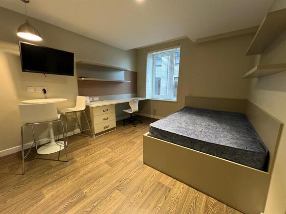 Bedroom.jpg