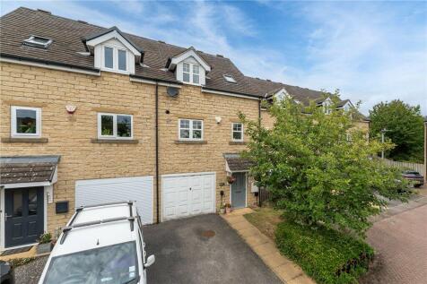 Whitestone Drive, East Morton, BD20