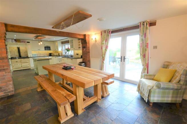 Kitchen/ breakfast room