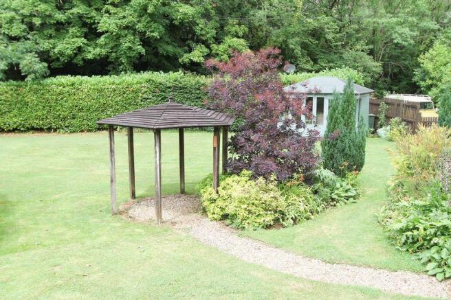 Offering shade