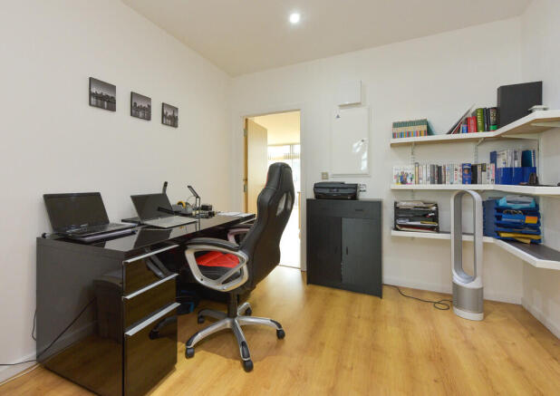 Photo 13