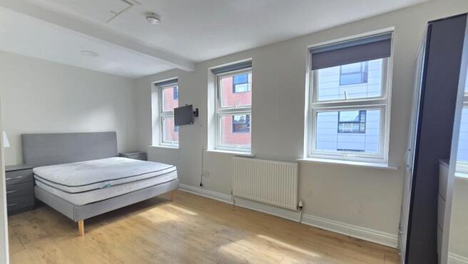 1 bed Flat to rent Image 5