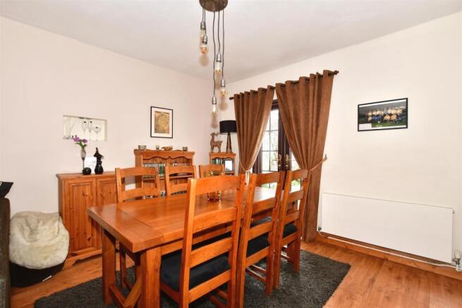 Lounge/Kitchen