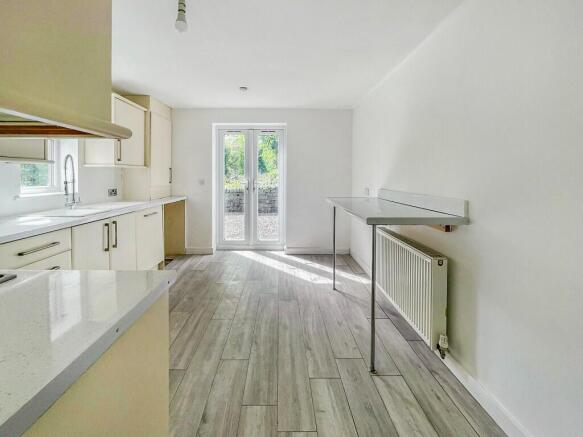 2 bed Detached for sale Image 8