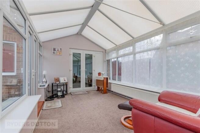 3 bed Bungalow for sale Image 7