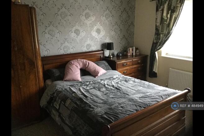Bedroom One Pic 1