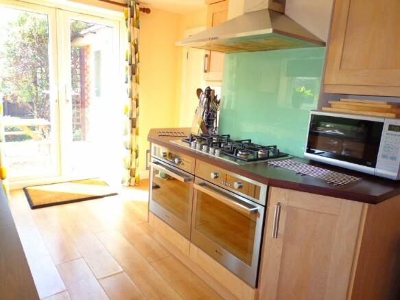 Photo 8