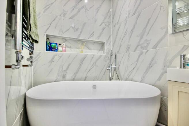 Master Bedroom/Ensuite Bathroom