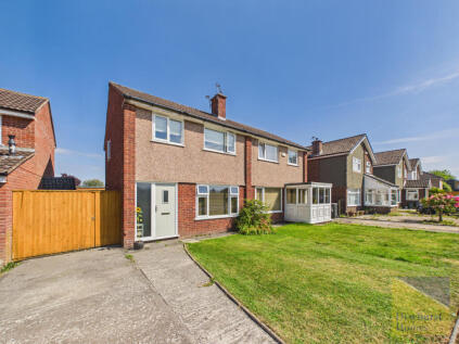 Chestnut Avenue, Penwortham, Preston, PR1