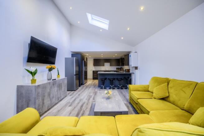 Living Room/ Kitchen