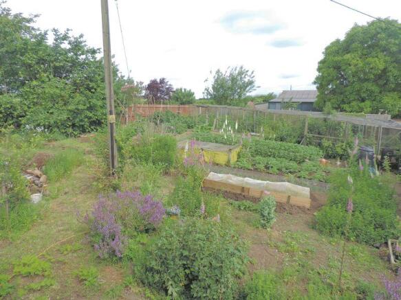 Rear Garden Ai...