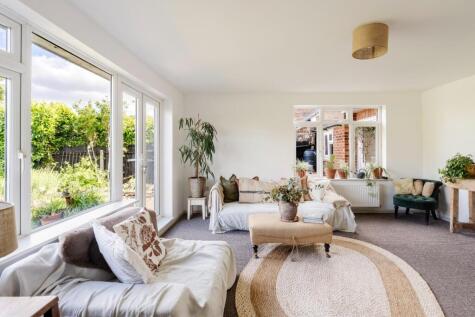 Ipswich Road, Harkstead, Ipswich
