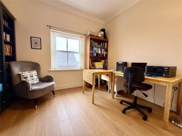 2 bed Apartment for sale Image 10