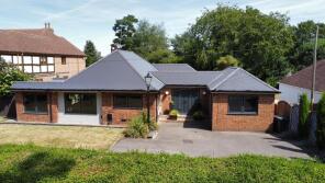 35, Fawkham Avenue, Longfield DA3 7HS