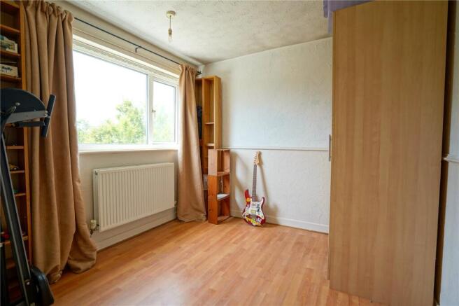 4 bed Detached for sale Image 11
