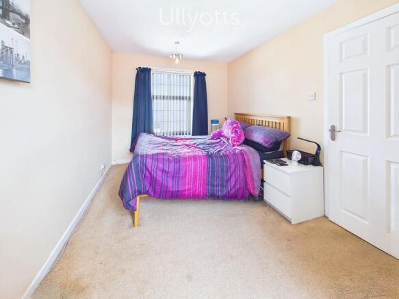 3 bed Semi-Detached for sale Image 10