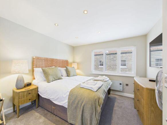 2 bed Apartment for sale Image 9