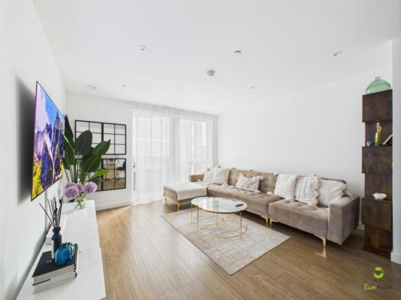 Presented by Clinton at EweMove Bexleyheath and Da