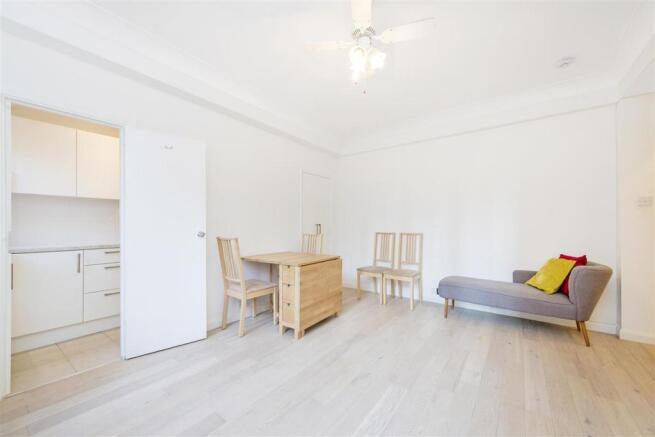 Studio Room