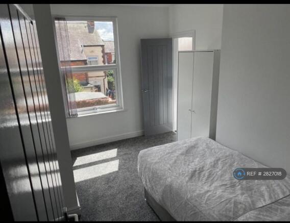 1 bed House Share to rent Image 5