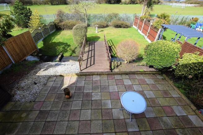 garden 2.jpg