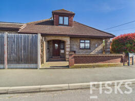 174, Eversley Road, Thundersley, Benfleet SS7 4LE