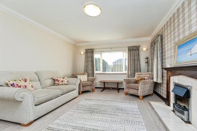 3 bed Detached Bungalow for sale Image 6