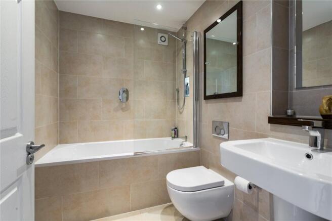 4 bed Semi-Detached for sale Image 12