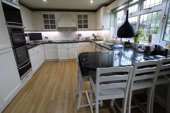 Kitchen/Breakf...
