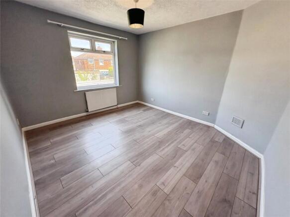 3 bed End of Terrace to rent Image 8