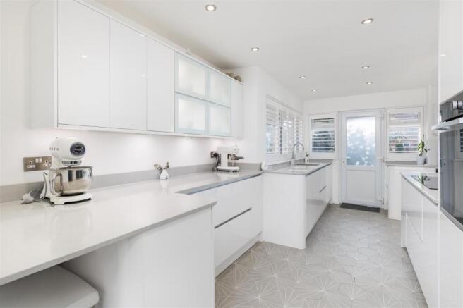 Kitchen 3