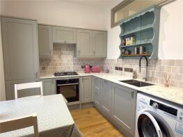Flat 3, 15, Springfield Road, Ilfracombe EX34 9JW