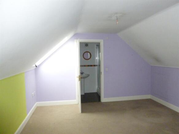 18 Field Reeves Walk