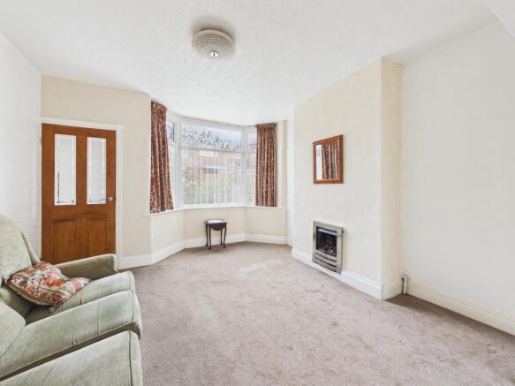 3 bed Semi-Detached for sale Image 4
